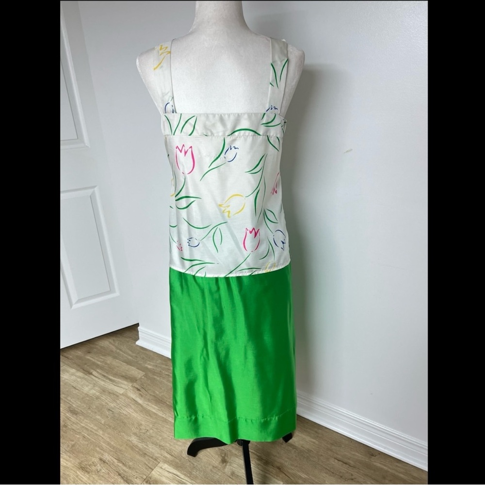 Vintage Green Satin Midi Skirt w Floral Top & Statement Belt – 60s Inspired - Picture 8 of 16
